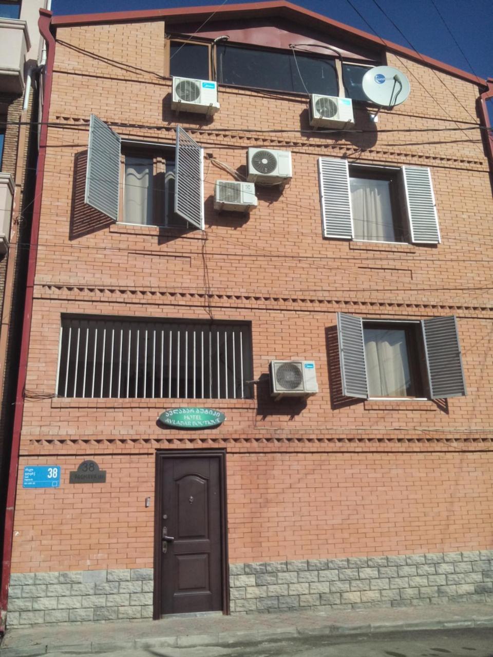 Boutique Hotel Avlabar Tbilisi Buitenkant foto
